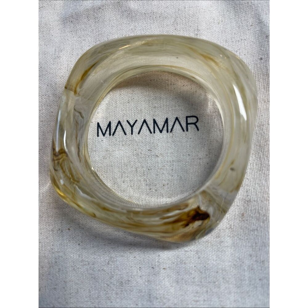 Petite size - Translucent Amber-Tone Square Resin Bracelet - fits small hands - Picture 1 of 4